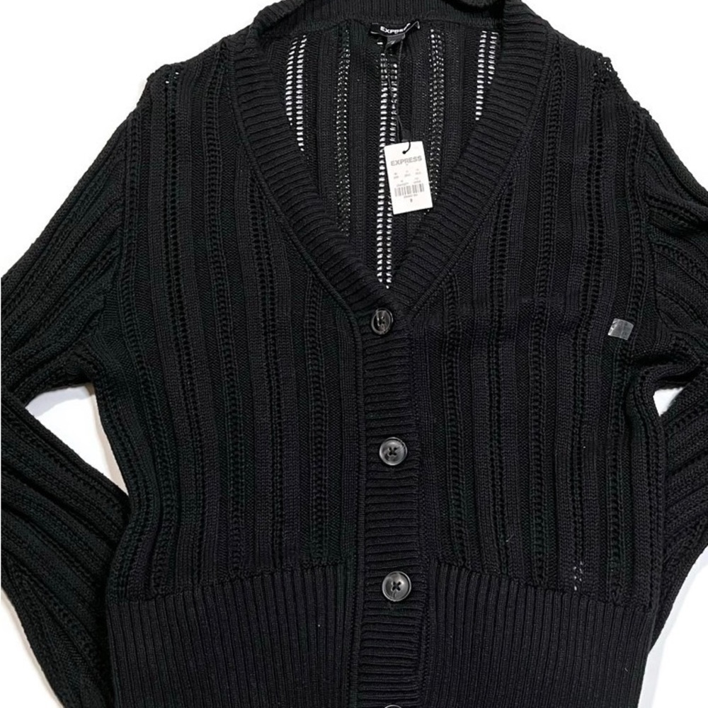 NWT Buttoned v neck cardigan color black size medium